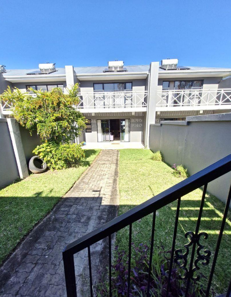 3 Bedroom Property for Sale in Beacon Bay Eastern Cape